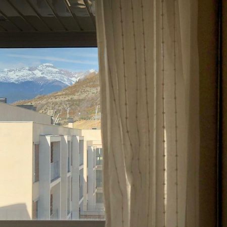 Apartament Deluxe Pirineos Sabiñánigo Zewnętrze zdjęcie