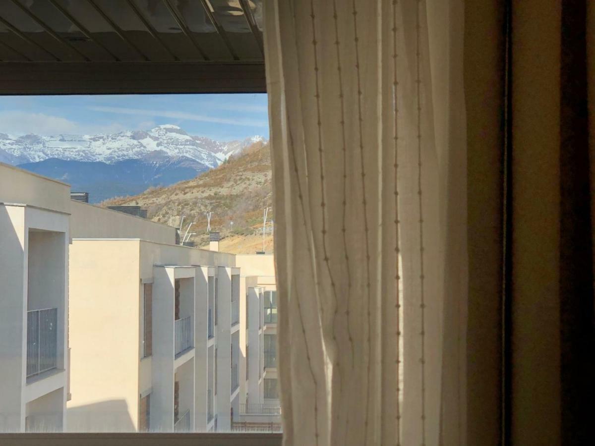 Apartament Deluxe Pirineos Sabiñánigo Zewnętrze zdjęcie
